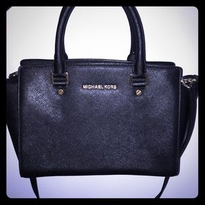 Michael Kors Saffiano Leather Jet Set Shoulder Bag